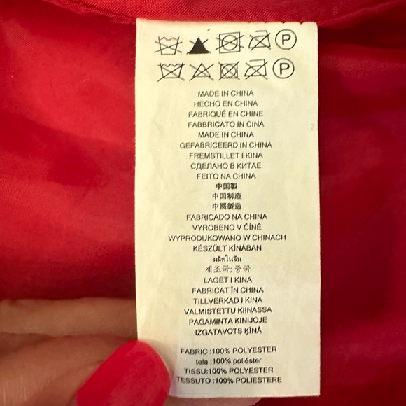 *last chance!!* MICHAEL Michael Kors | Women’s red vest with gold zipper - Picture 6 of 16